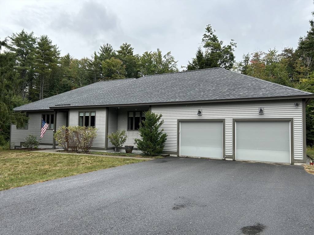 36 Nichols Rd,  Peterborough,  NH 03458