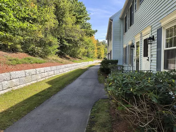 81 Century Way #81, Gardner, MA 01440