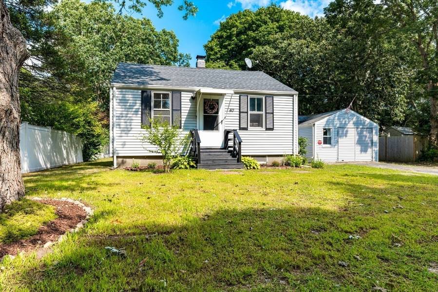 40 Wilson Ave, Bourne, MA 02532