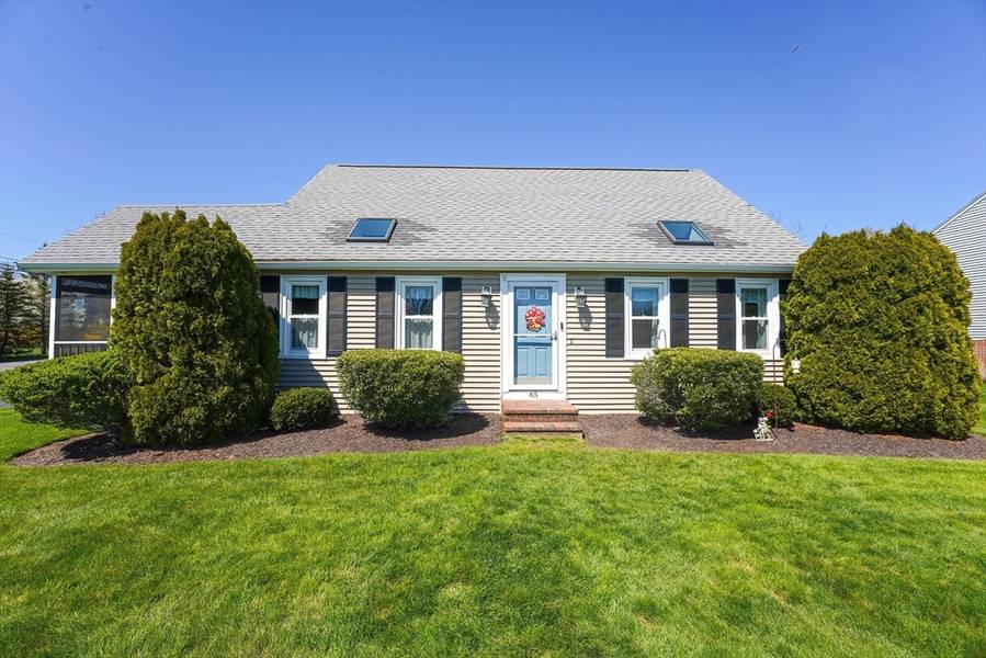 65 Perez St, Attleboro, MA 02703