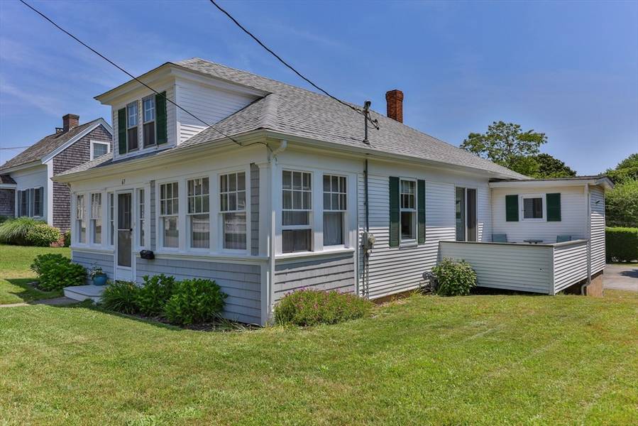 67 School St, Chatham, MA 02633