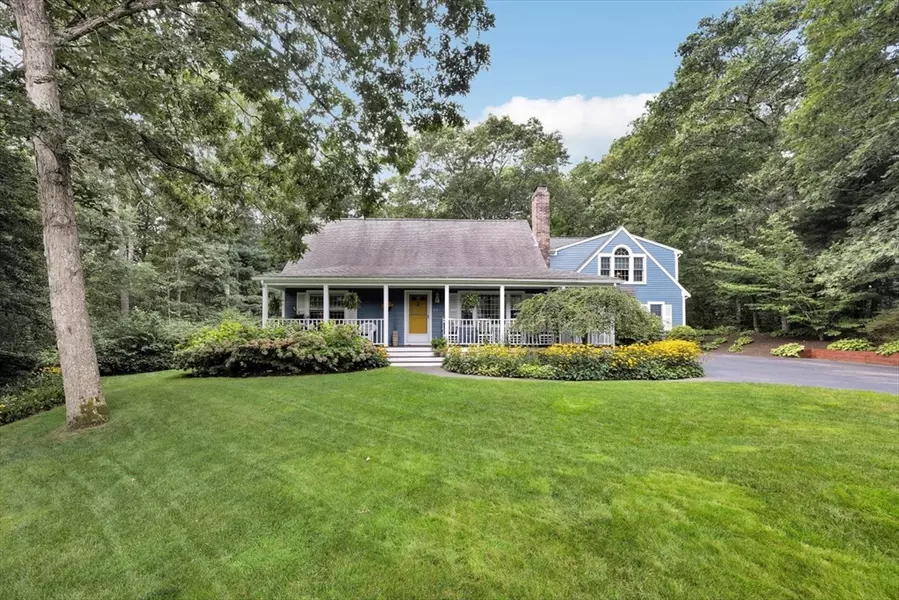 63 Snake Pond Rd, Sandwich, MA 02644