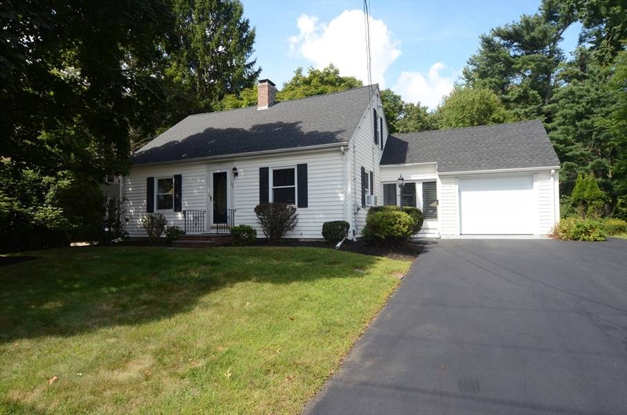 105 Thicket, Weymouth, MA 02190