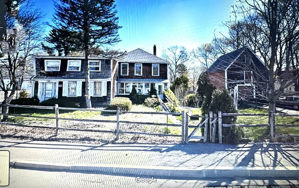 821 Union St, Rockland, MA 02370