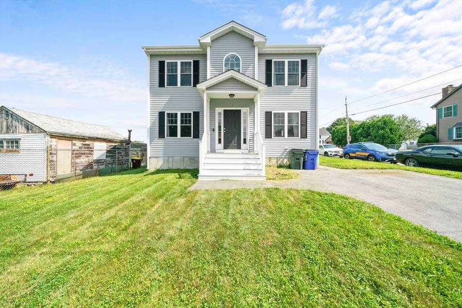 38 Renaud St, Fall River, MA 02721