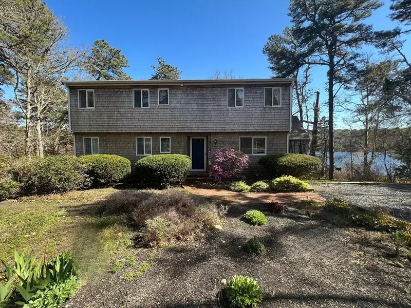 35 Duncan Ln, Chatham, MA 02633