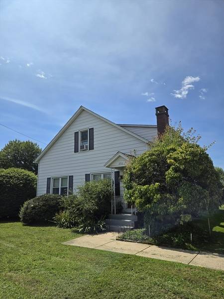 356 Newton St, South Hadley, MA 01075