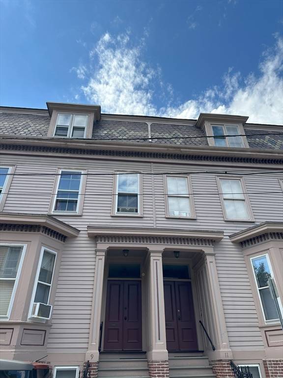 Salem, MA 01970,9 N Pine St #4