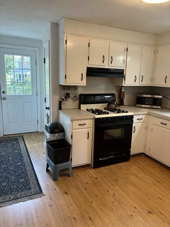 Marshfield, MA 02050,40 Atwell Cir