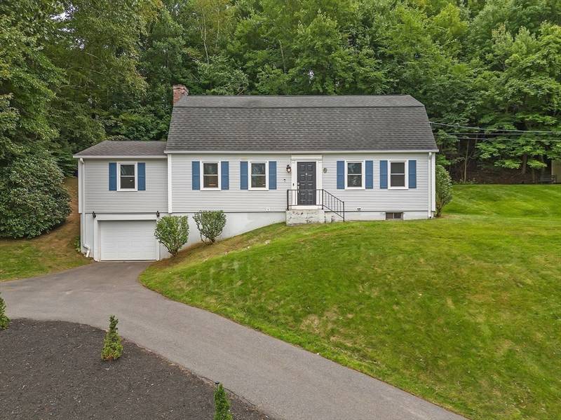 23 Powder Hill Rd, East Longmeadow, MA 01028