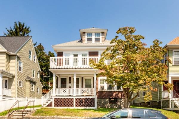 22 Saranac St, Boston, MA 02122