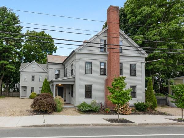 244 High St #1, Newburyport, MA 01950