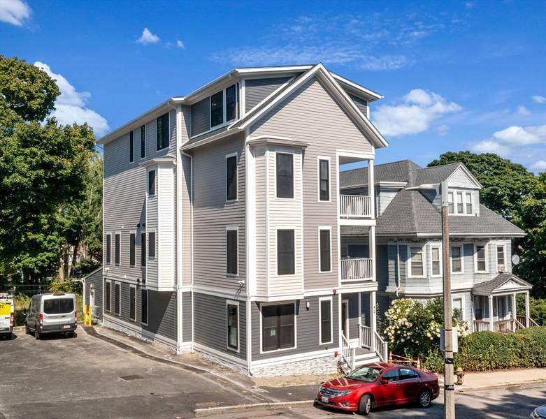 43 Georgia St, Boston, MA 02121