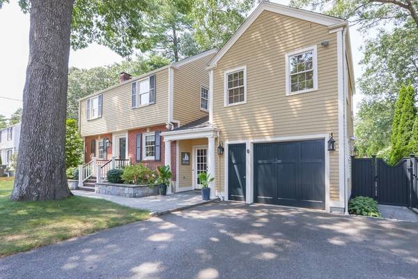 9 Sherwood Rd, Natick, MA 01760