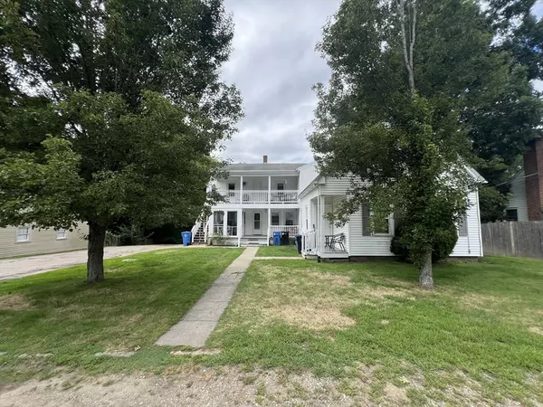 Whitman, MA 02382,369 School St