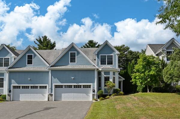 16 Gates Ln #B, Wakefield, MA 01880