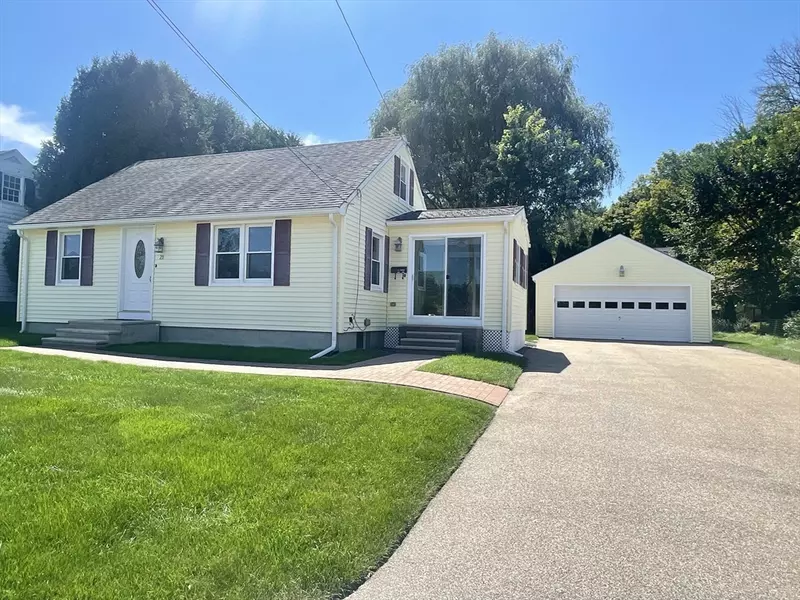 21 Temple Dr, Southbridge, MA 01550