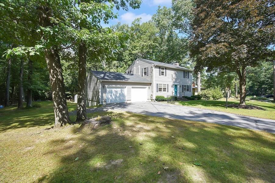 56 Laurel Rd, Palmer, MA 01095