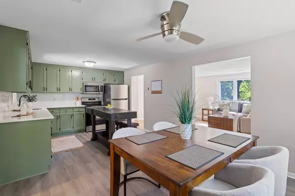 Littleton, MA 01460,14 Beaver Brook