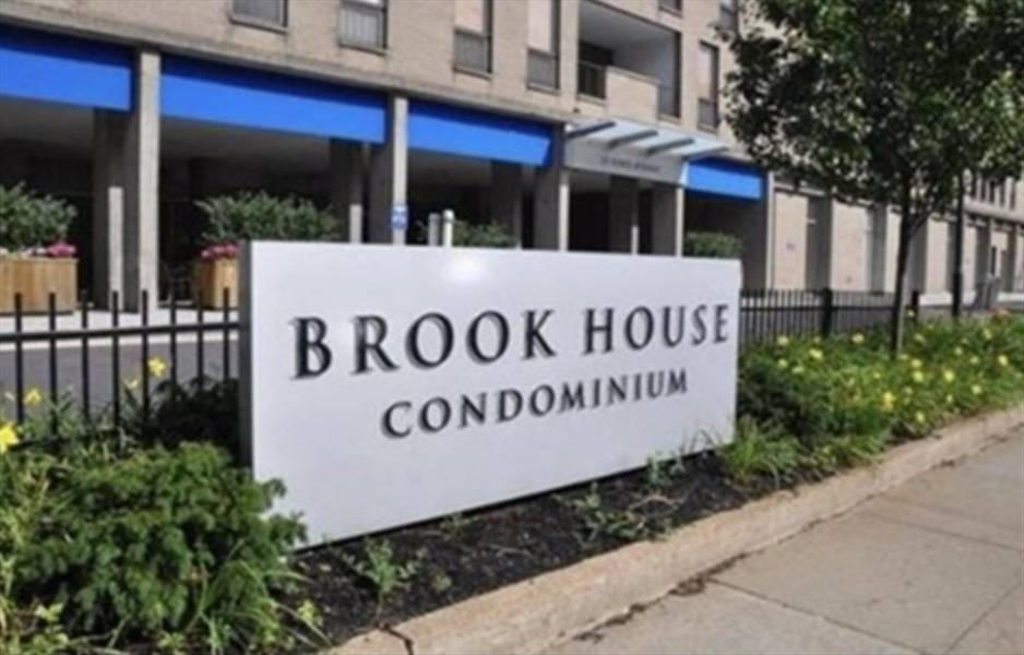 33 Pond Ave #802, Brookline, MA 02445