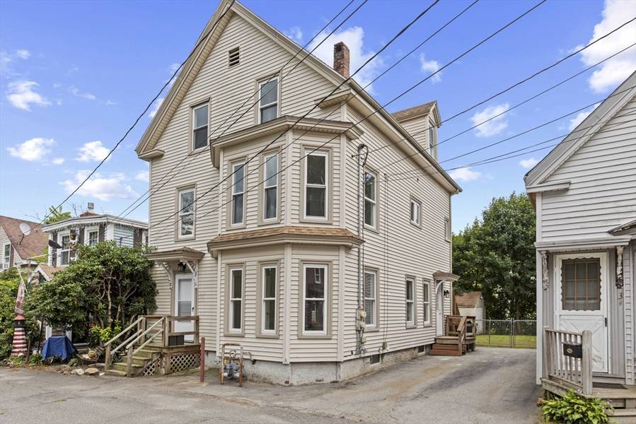 5 Little River St, Haverhill, MA 01832