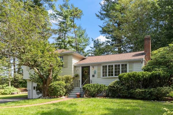 31 Oxbow Road, Lexington, MA 02421