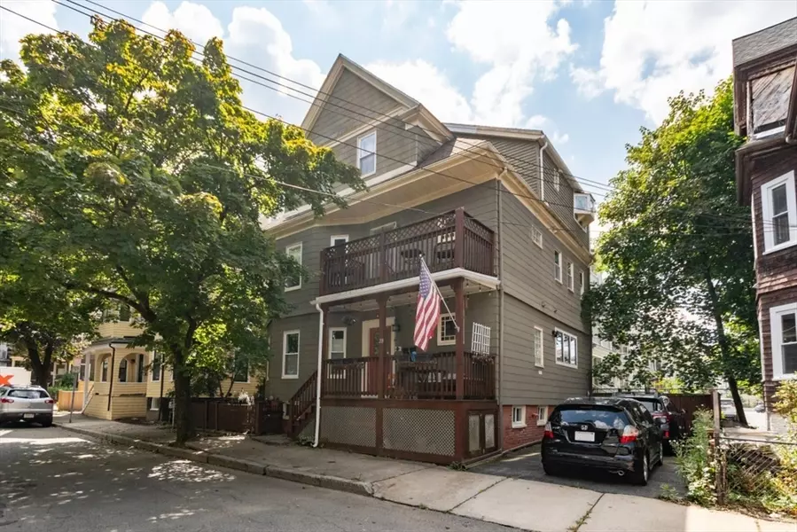 28 Holyoke Rd #3, Somerville, MA 02143