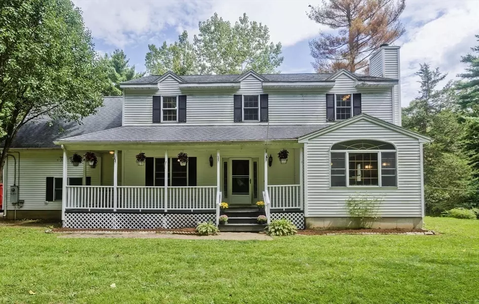 46 Little Alum Rd, Brimfield, MA 01010