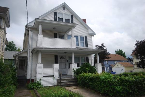 35-37 Woodlawn St, Springfield, MA 01108