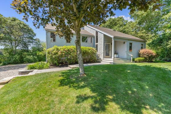 45 Appleseed Rd,  Eastham,  MA 02642