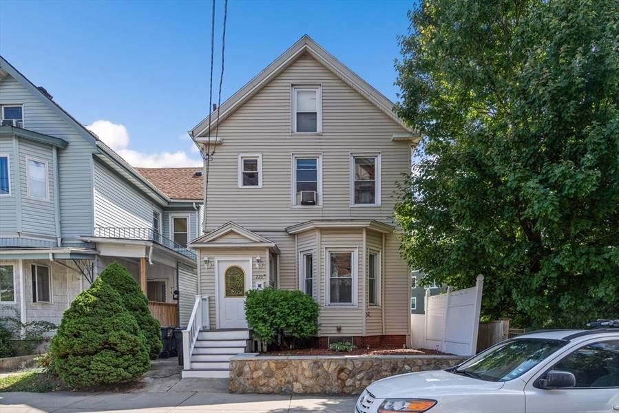 223 Spencer Ave, Chelsea, MA 02150