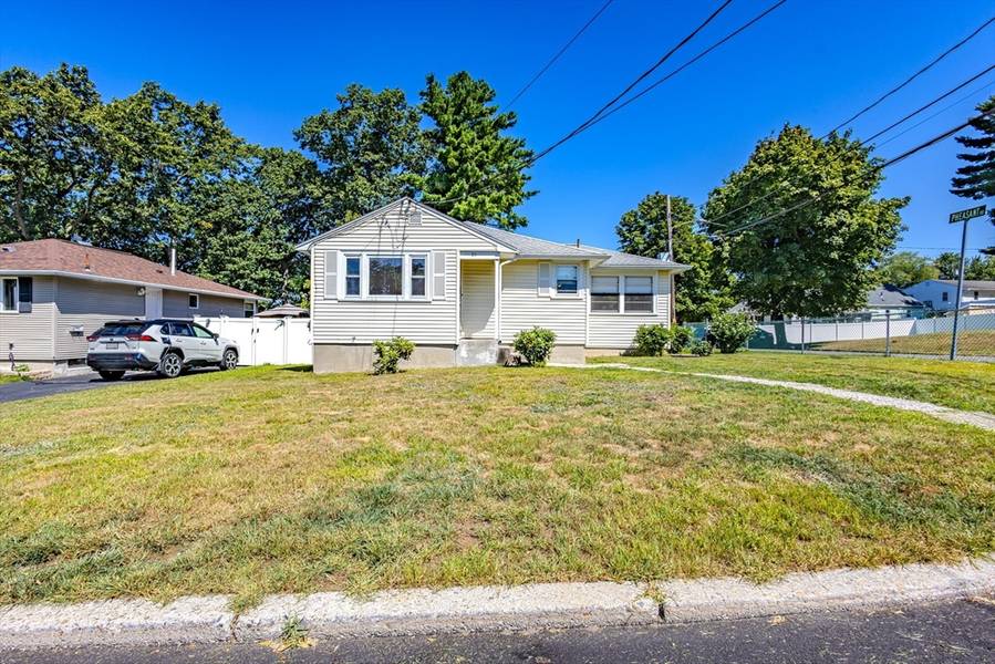 89 Hillcrest Road, Waltham, MA 02451