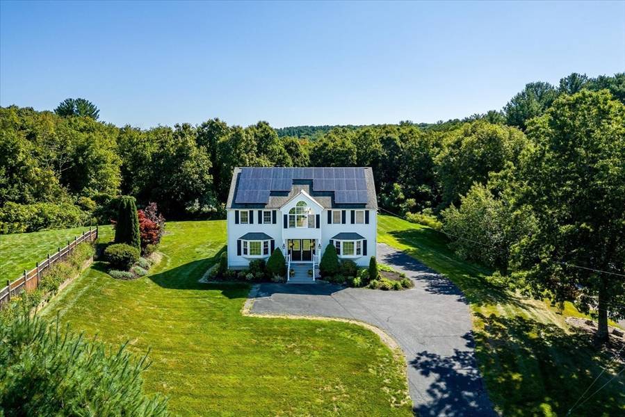 3 Hidden Meadow Dr, Millbury, MA 01527