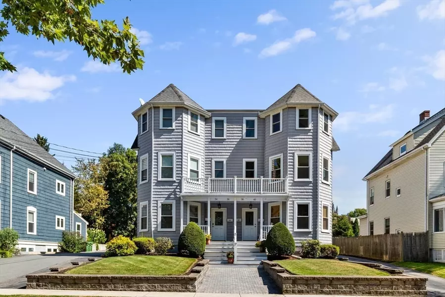 34 Royal St #34, Watertown, MA 02472