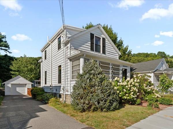 28 Cliff Street, Malden, MA 02148