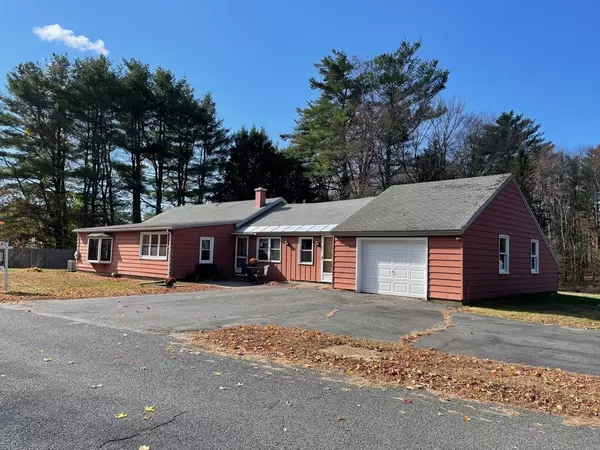 12 Harwood Dr, Bernardston, MA 01337