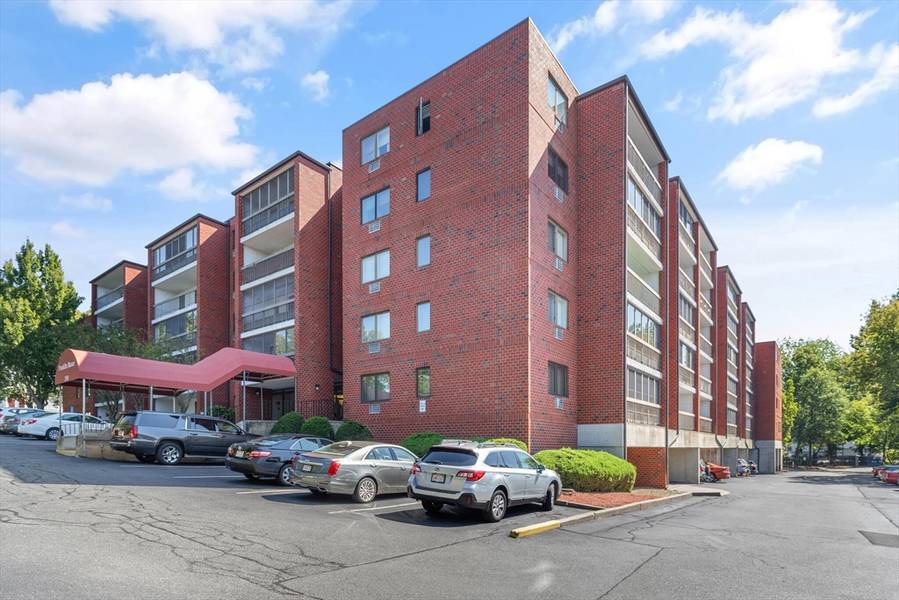 180 Green Street #313, Melrose, MA 02176