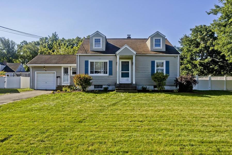 16 Laurie Ave, South Hadley, MA 01075