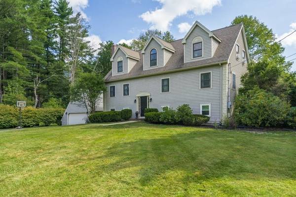 Norwell, MA 02061,12 May Elm Ln