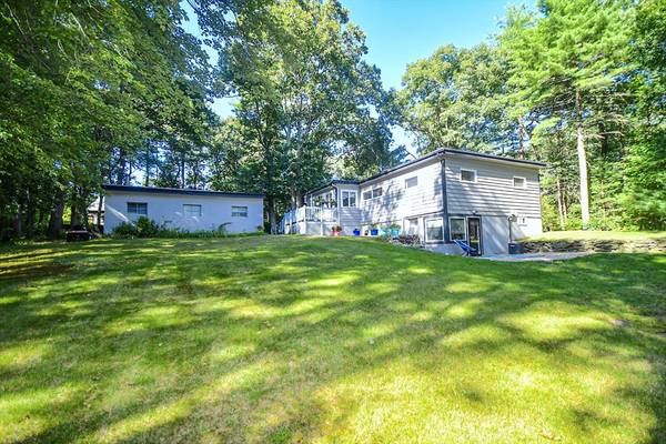 113 Jenkins Rd,  Andover,  MA 01810