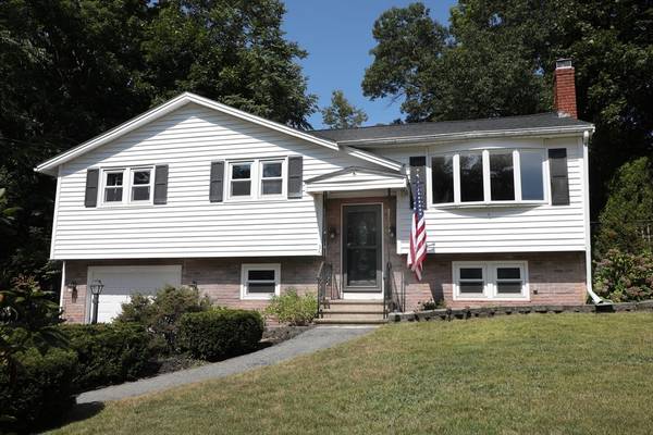 36 Salem Road, Billerica, MA 01862