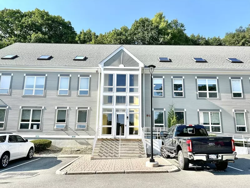 491 Maple St #109&110, Danvers, MA 01923