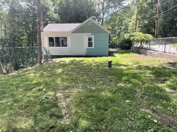 448 Leicester St, Auburn, MA 01501