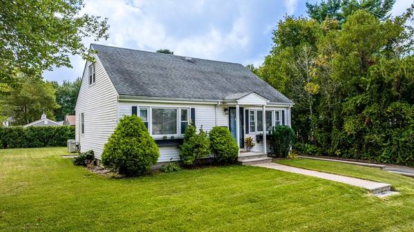 1040 Tobey Street, New Bedford, MA 02745