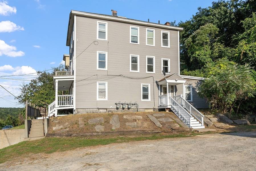 426 Kimball St, Fitchburg, MA 01420