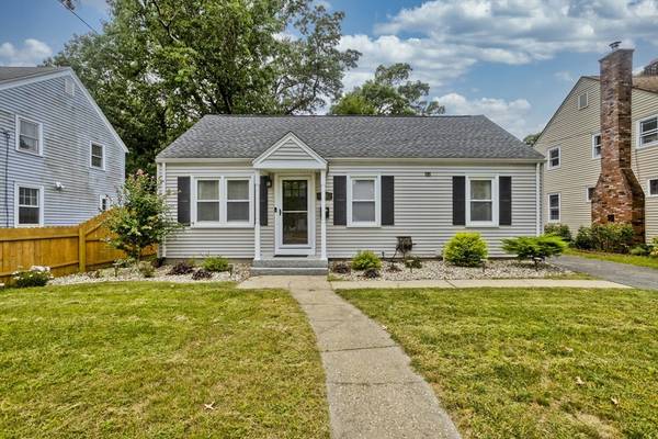 64 Harmon Ave, Springfield, MA 01118