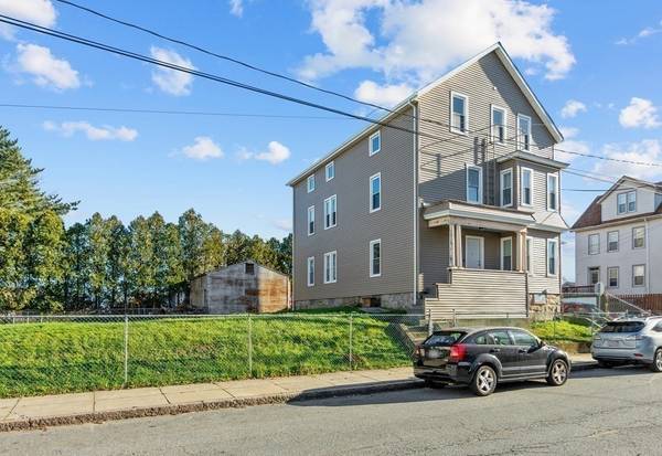 Fall River, MA 02721,42 Mott #1