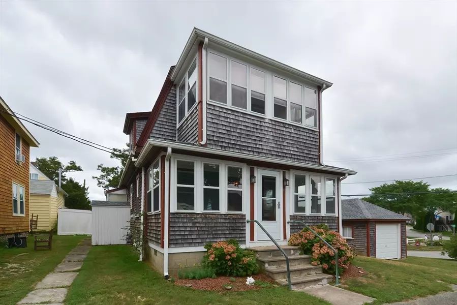 18 Grove, Wareham, MA 02558