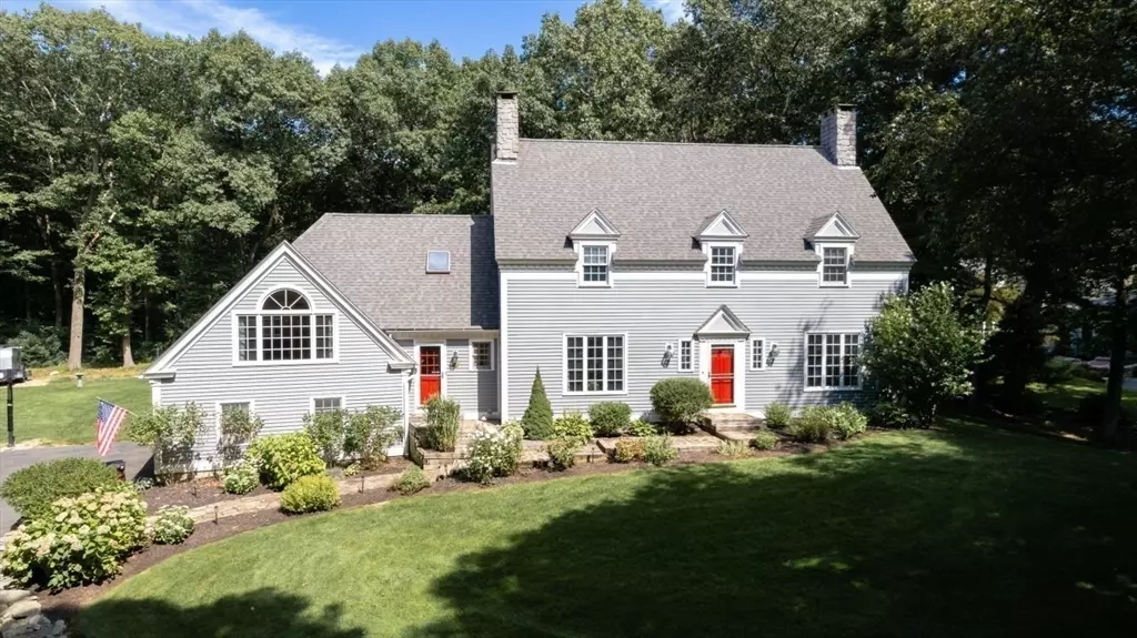 4 Knobb Hill, Newbury, MA 01922