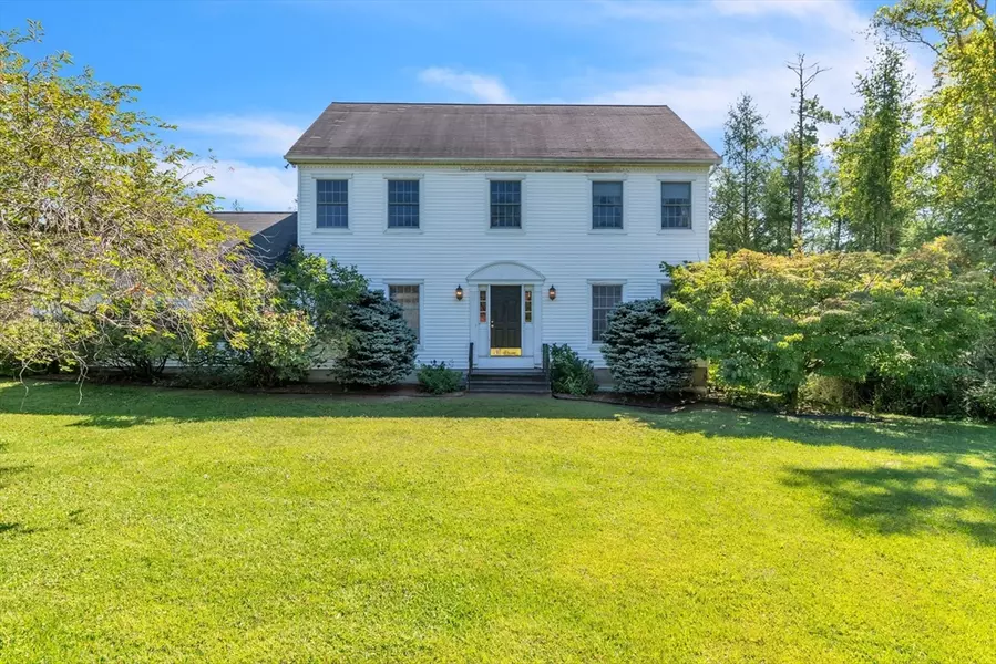 125 Mountain View Ter, Lee, MA 01238